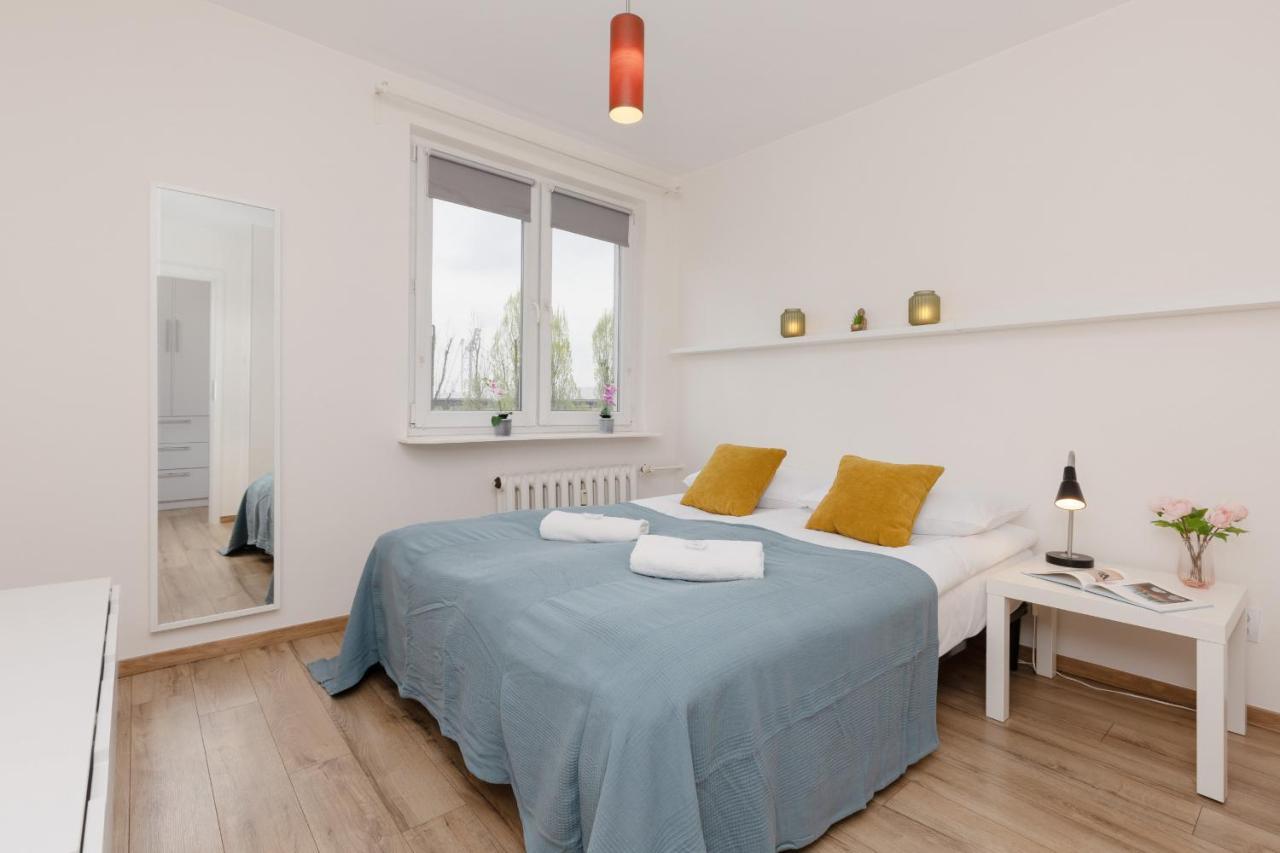 Old Town Spacious Apartment Bonifraterska By Renters Varşovia Exterior foto